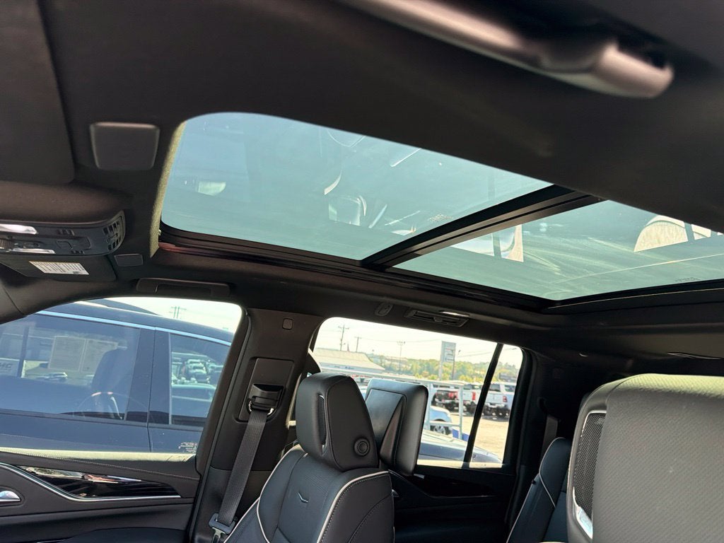 2024 Cadillac Escalade ESV 4WD Sport