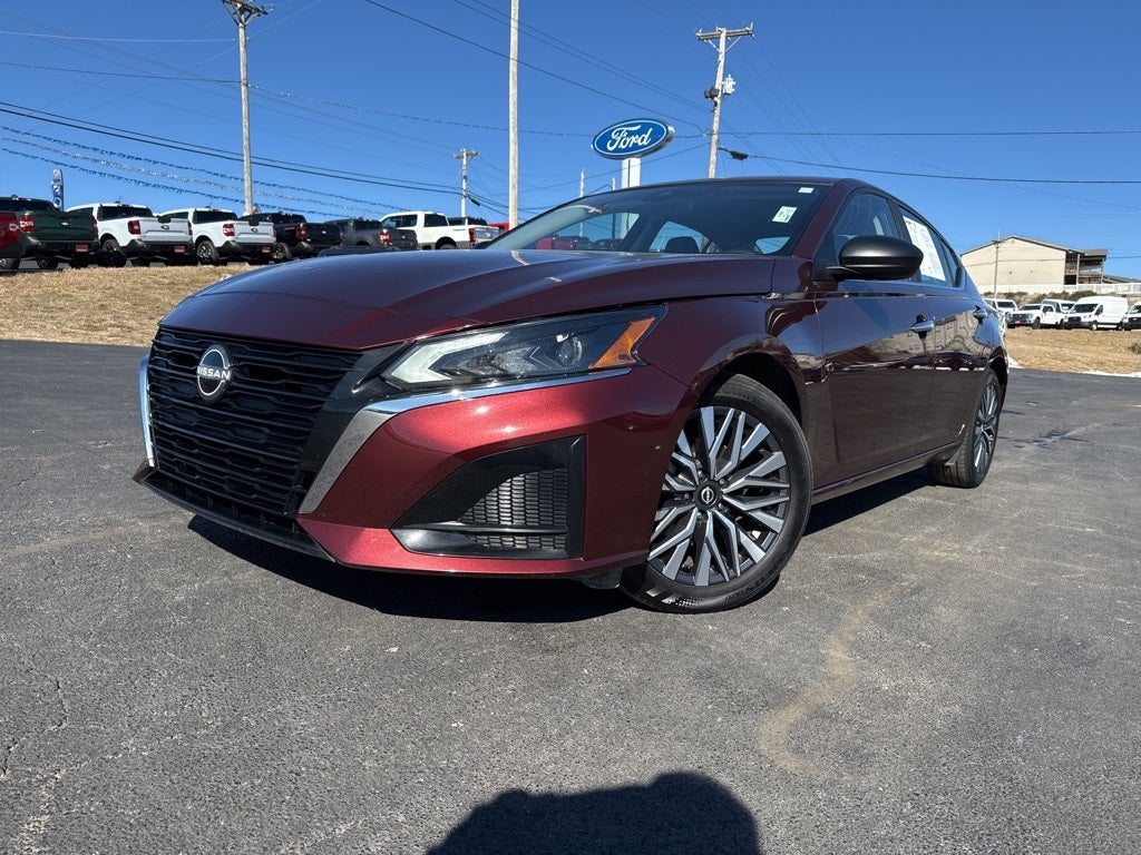 2025 Nissan Altima SV FWD