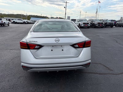 2025 Nissan Altima SV FWD