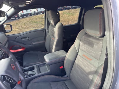 2023 Nissan Frontier Crew Cab PRO-X 4x2