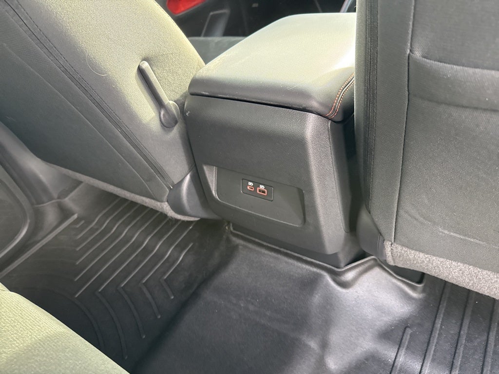 2023 Nissan Frontier Crew Cab PRO-X 4x2