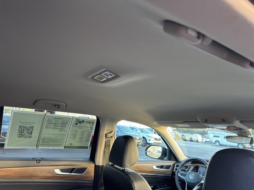 2024 Volkswagen Atlas 2.0T SE w/Technology