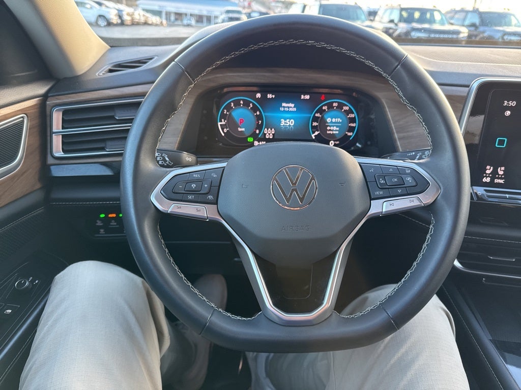 2024 Volkswagen Atlas 2.0T SE w/Technology