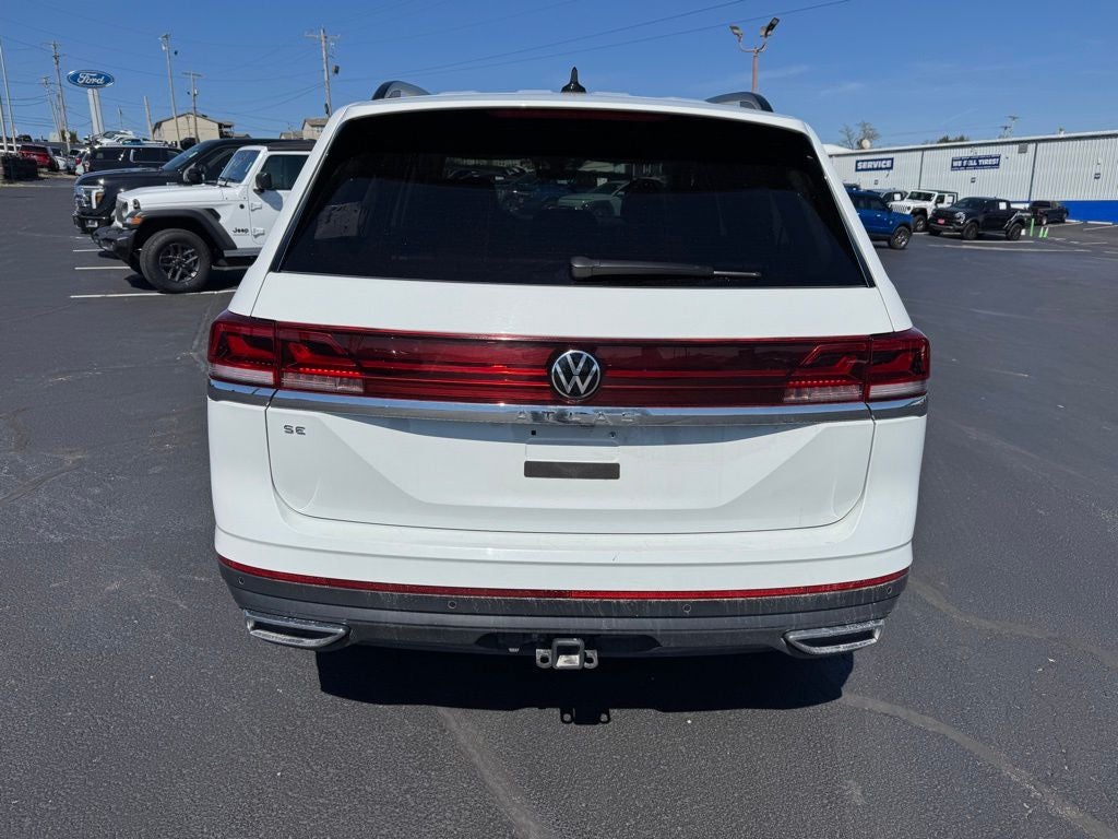 2025 Volkswagen Atlas 2.0T SE w/Technology
