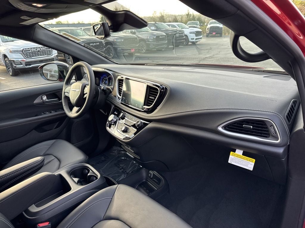 2026 Chrysler Pacifica PACIFICA SELECT