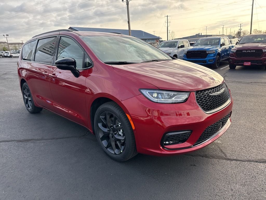 2026 Chrysler Pacifica PACIFICA SELECT