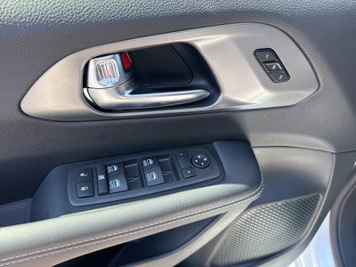 2025 Chrysler Pacifica PACIFICA SELECT