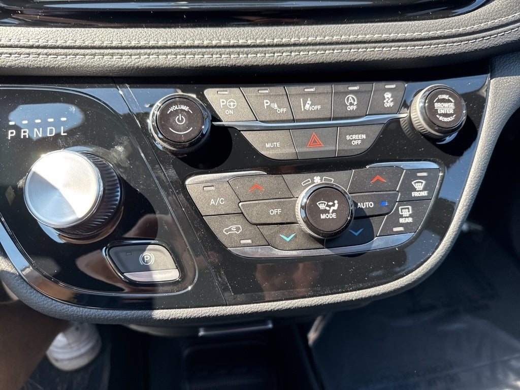 2025 Chrysler Pacifica PACIFICA SELECT