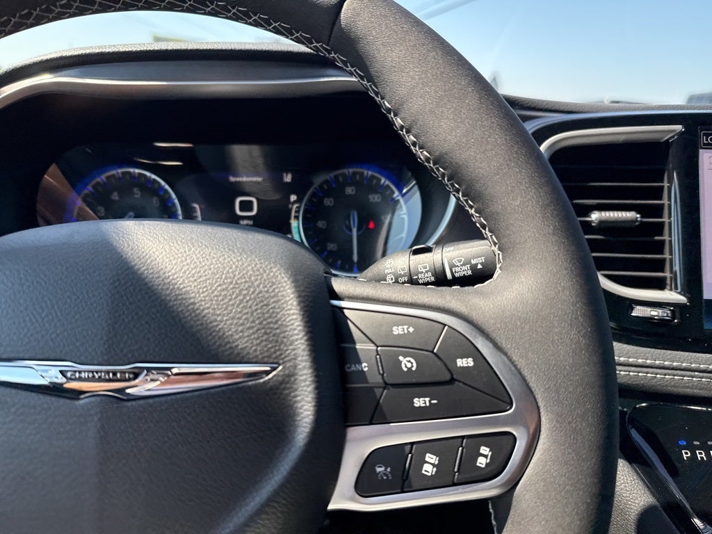 2025 Chrysler Pacifica PACIFICA SELECT