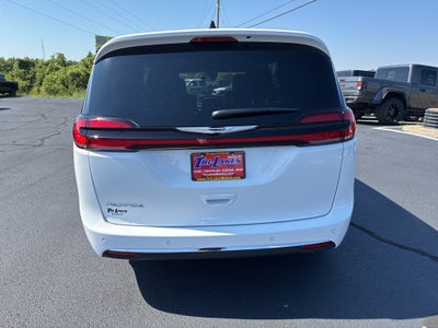 2025 Chrysler Pacifica PACIFICA SELECT