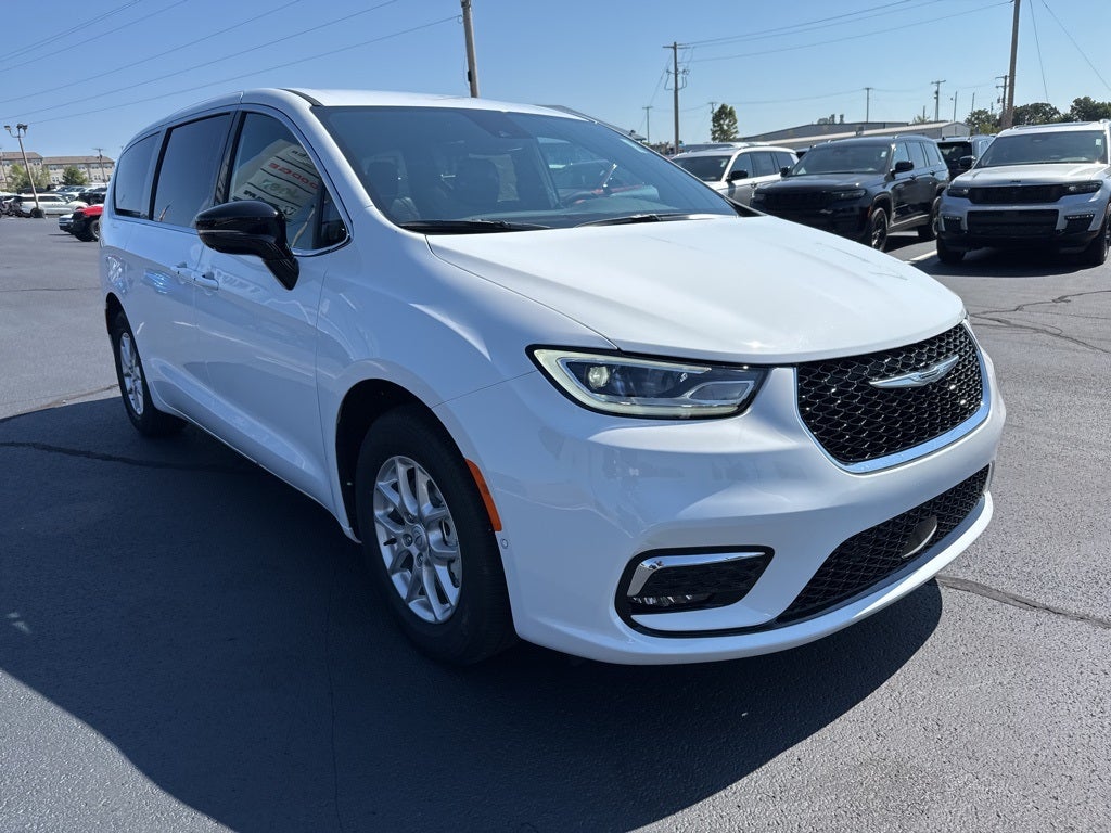 2025 Chrysler Pacifica PACIFICA SELECT