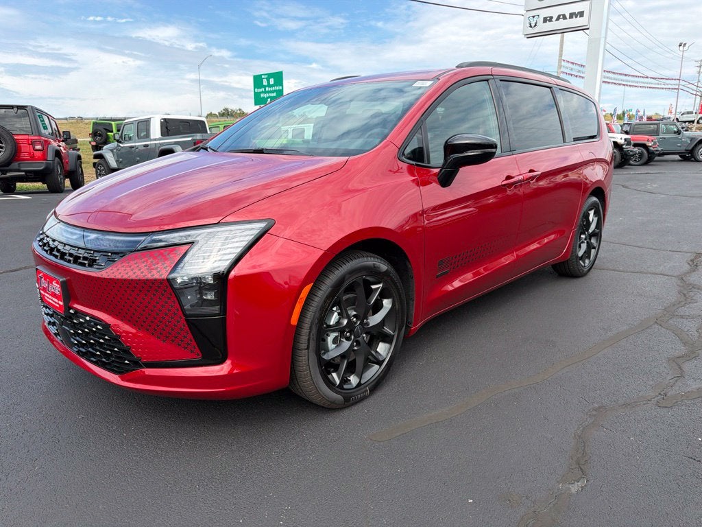2027 Chrysler Pacifica PACIFICA SELECT