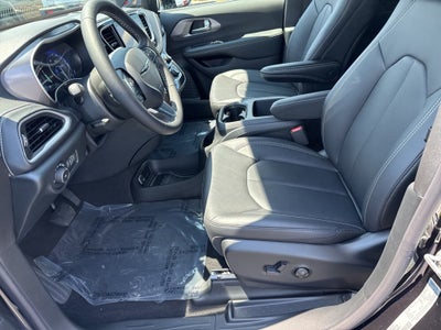 2025 Chrysler Pacifica PACIFICA SELECT