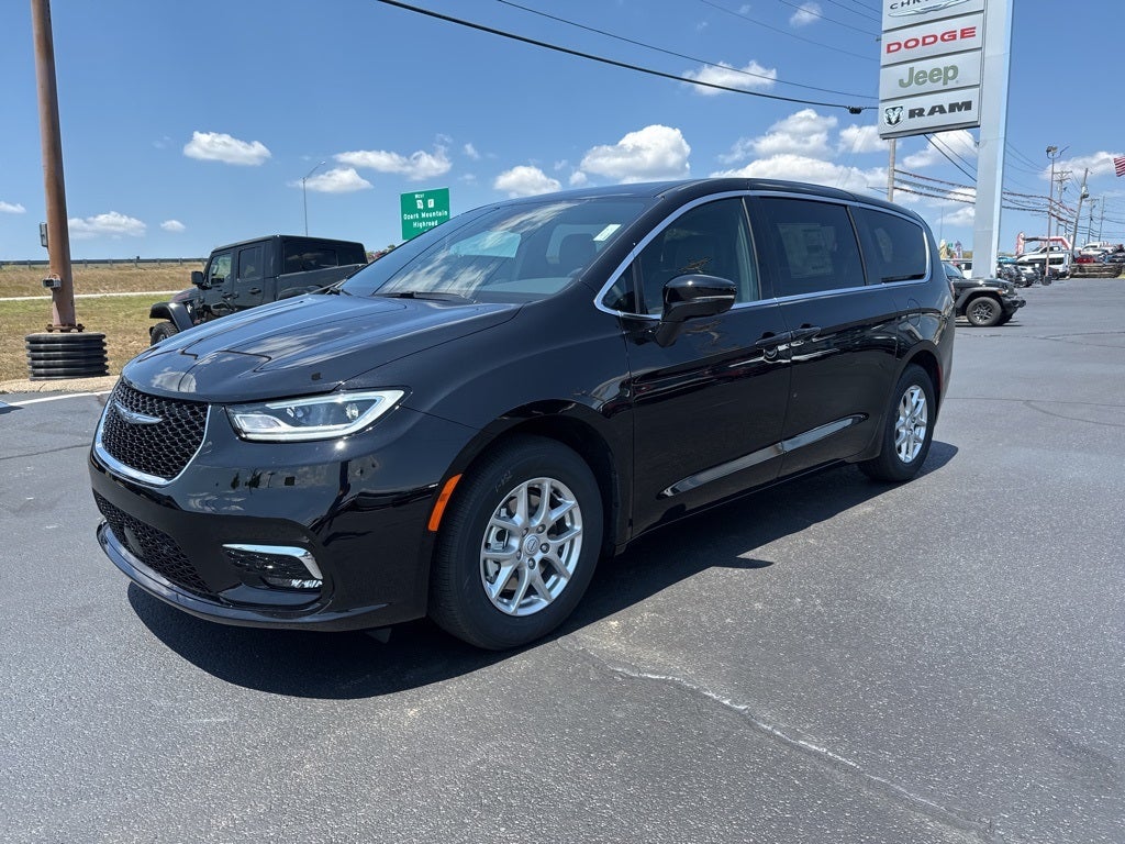 2025 Chrysler Pacifica PACIFICA SELECT
