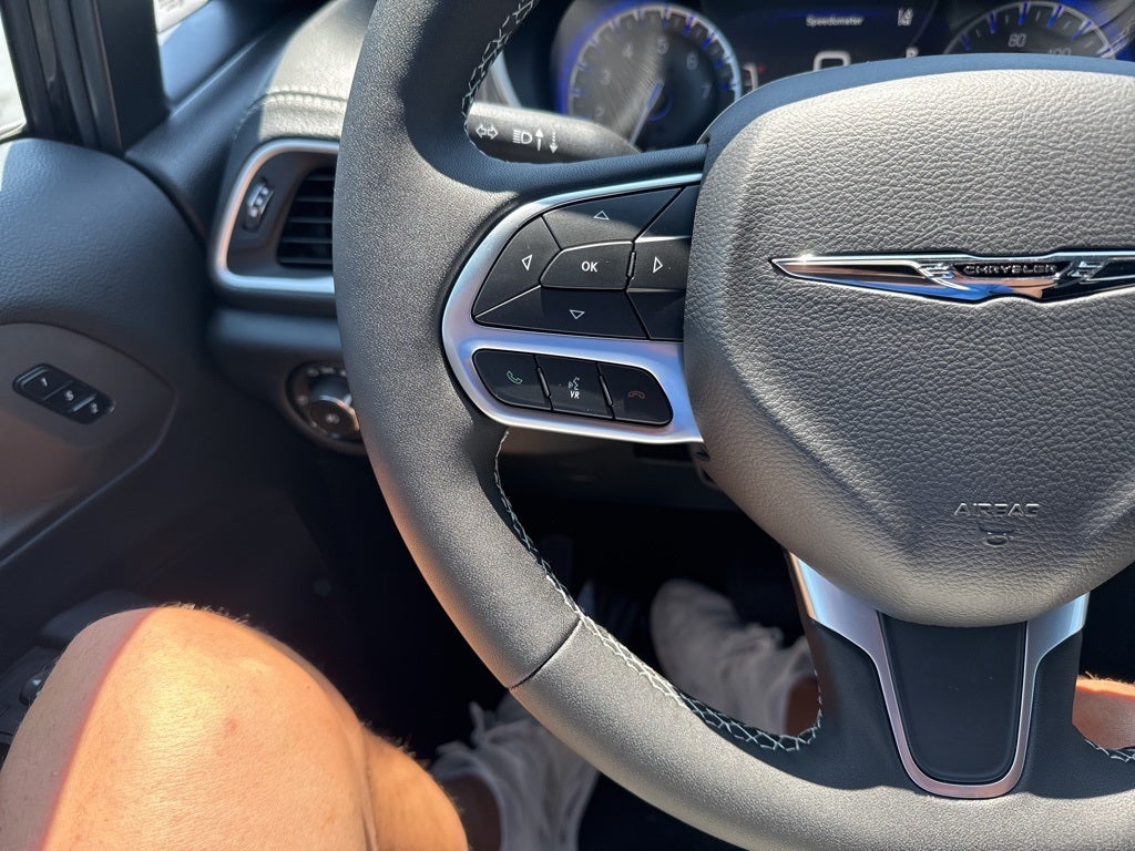 2025 Chrysler Pacifica PACIFICA SELECT