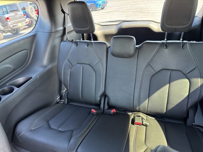 2025 Chrysler Pacifica PACIFICA SELECT