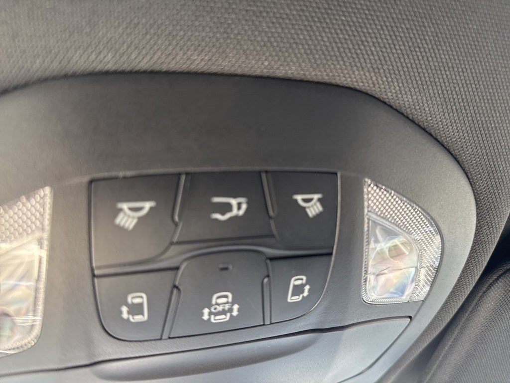 2025 Chrysler Pacifica PACIFICA SELECT