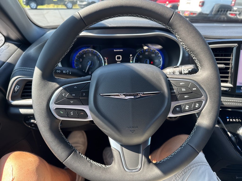 2025 Chrysler Pacifica PACIFICA SELECT