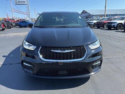 2025 Chrysler Pacifica PACIFICA SELECT