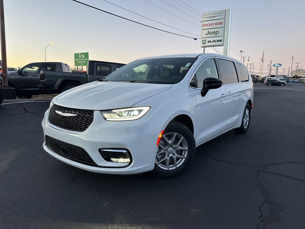 2026 Chrysler Pacifica PACIFICA SELECT