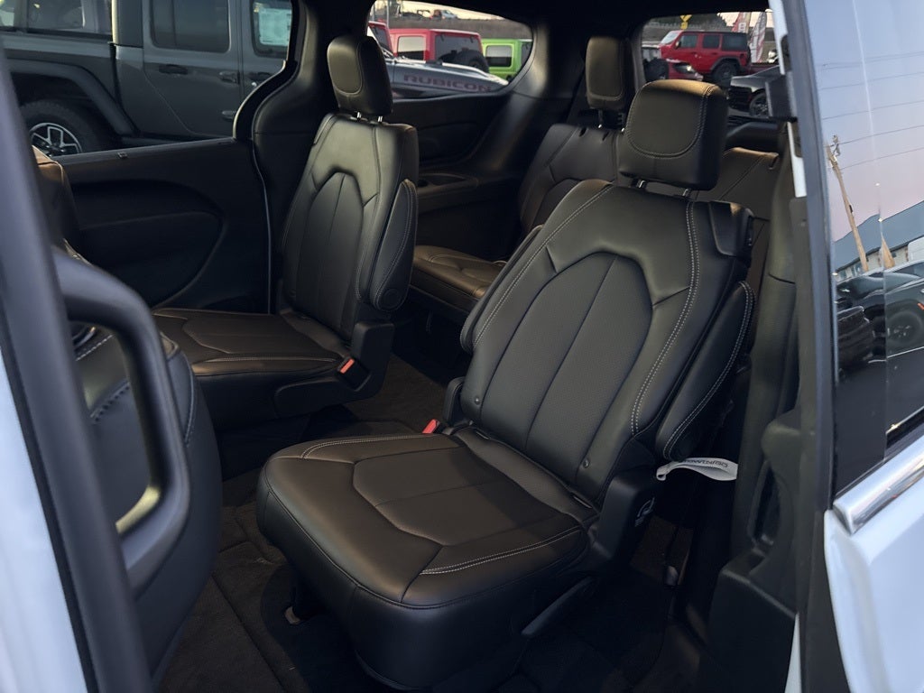 2026 Chrysler Pacifica PACIFICA SELECT