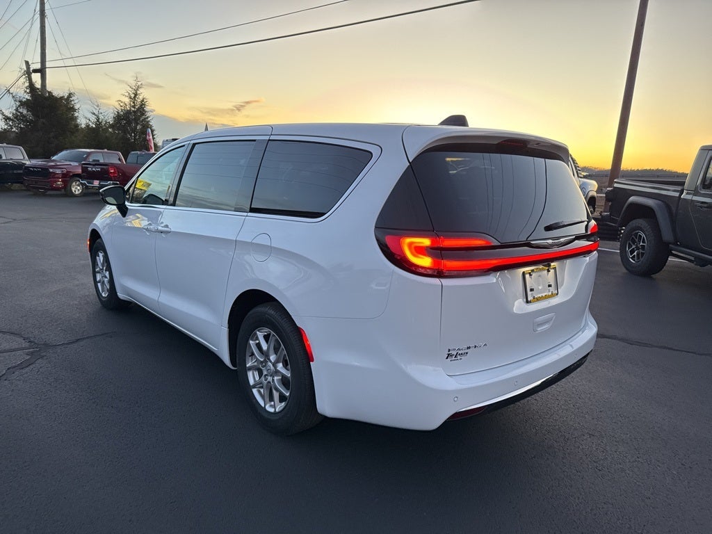 2026 Chrysler Pacifica PACIFICA SELECT