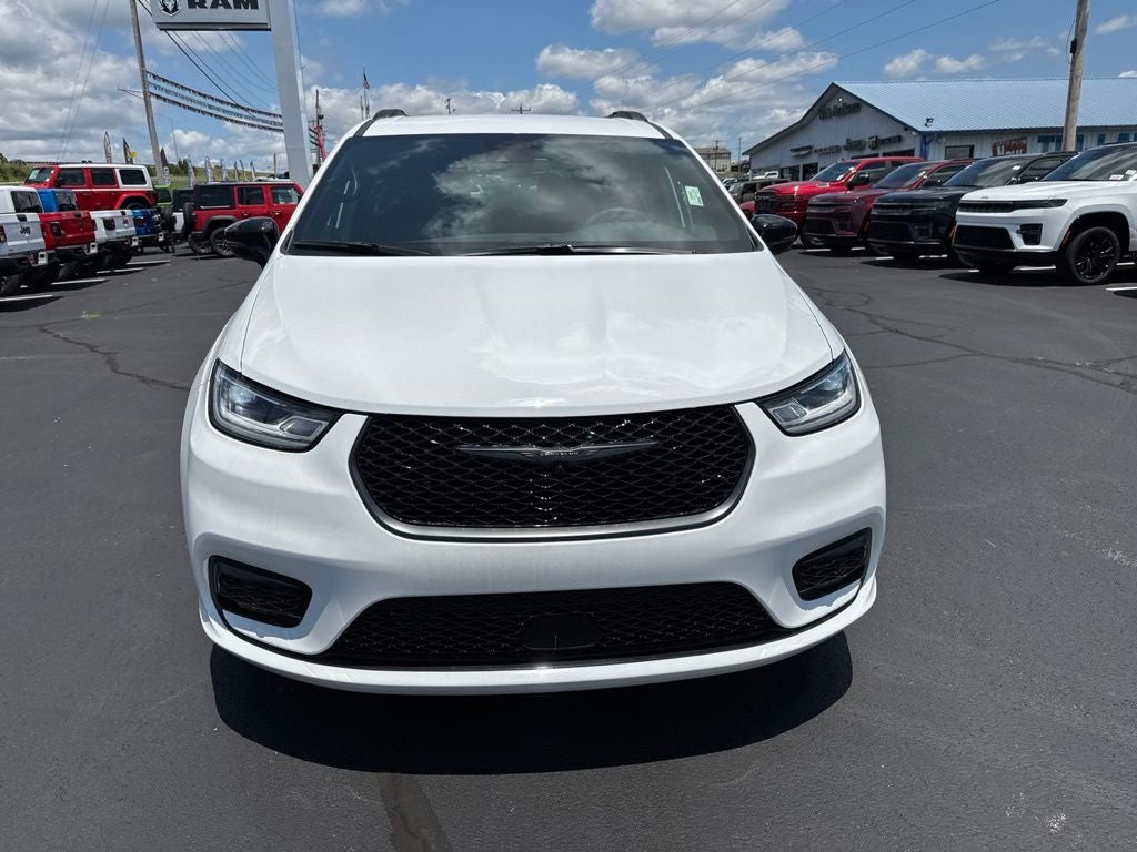 2026 Chrysler Pacifica PACIFICA SELECT