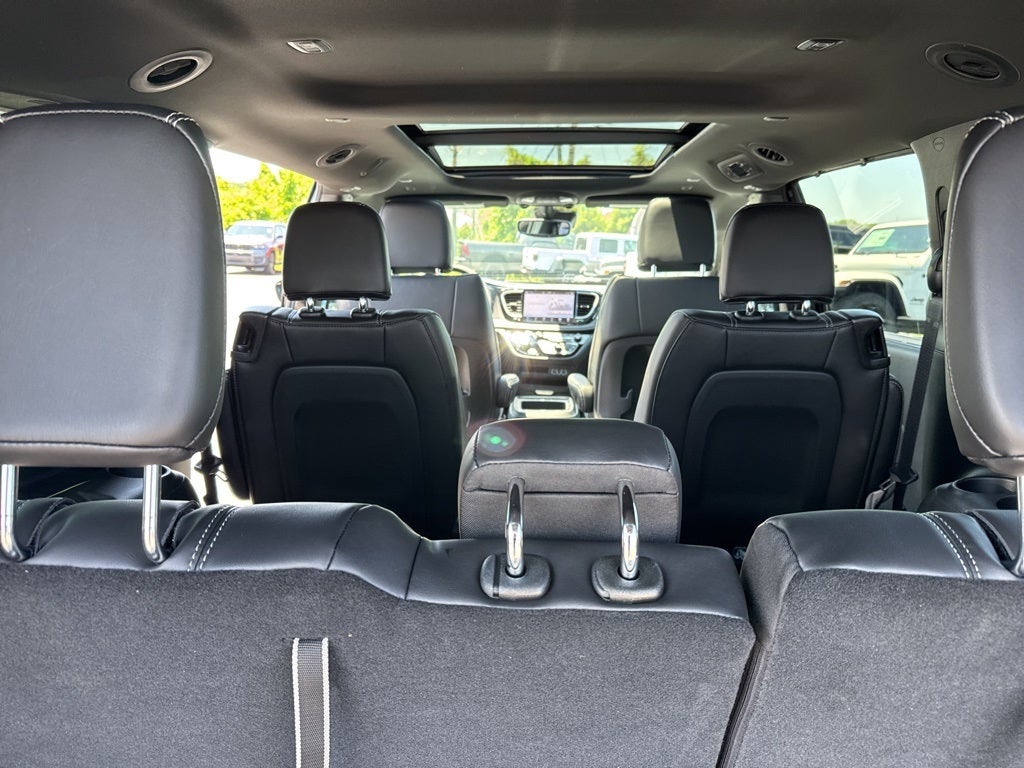 2025 Chrysler Pacifica PACIFICA SELECT