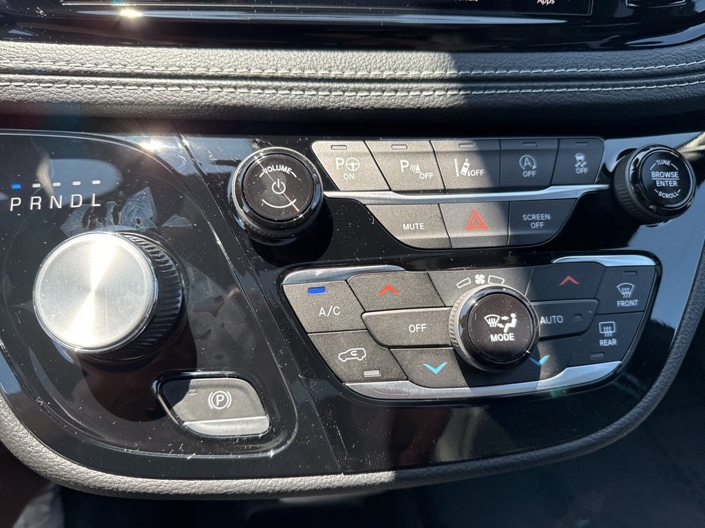 2025 Chrysler Pacifica PACIFICA SELECT