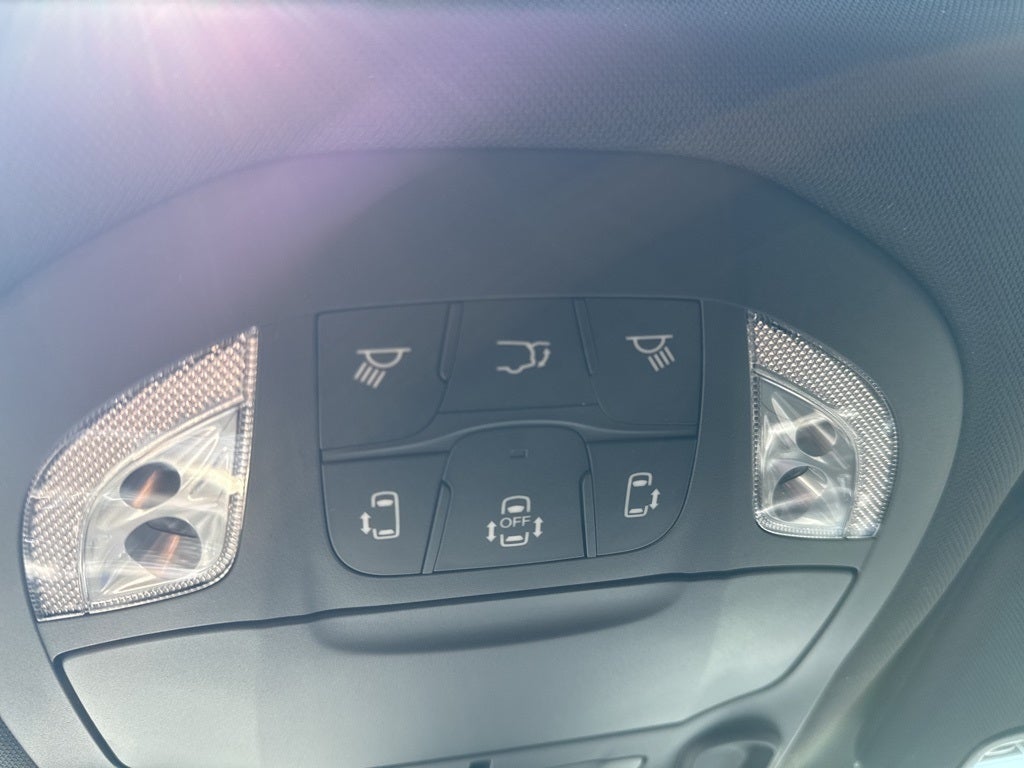 2025 Chrysler Pacifica PACIFICA SELECT