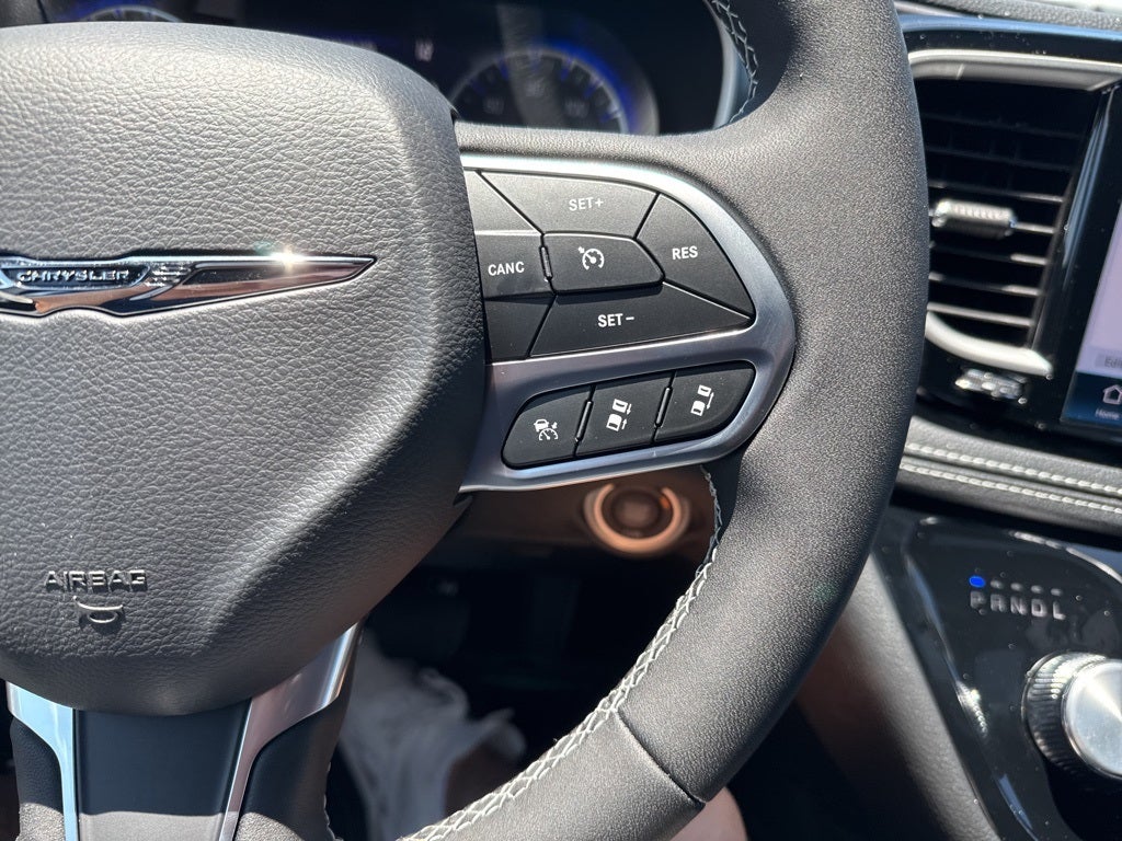 2025 Chrysler Pacifica PACIFICA SELECT