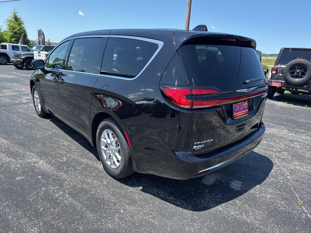 2025 Chrysler Pacifica PACIFICA SELECT