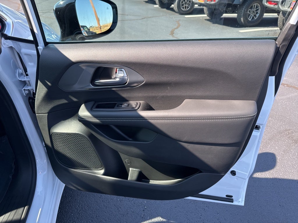 2025 Chrysler Pacifica PACIFICA SELECT