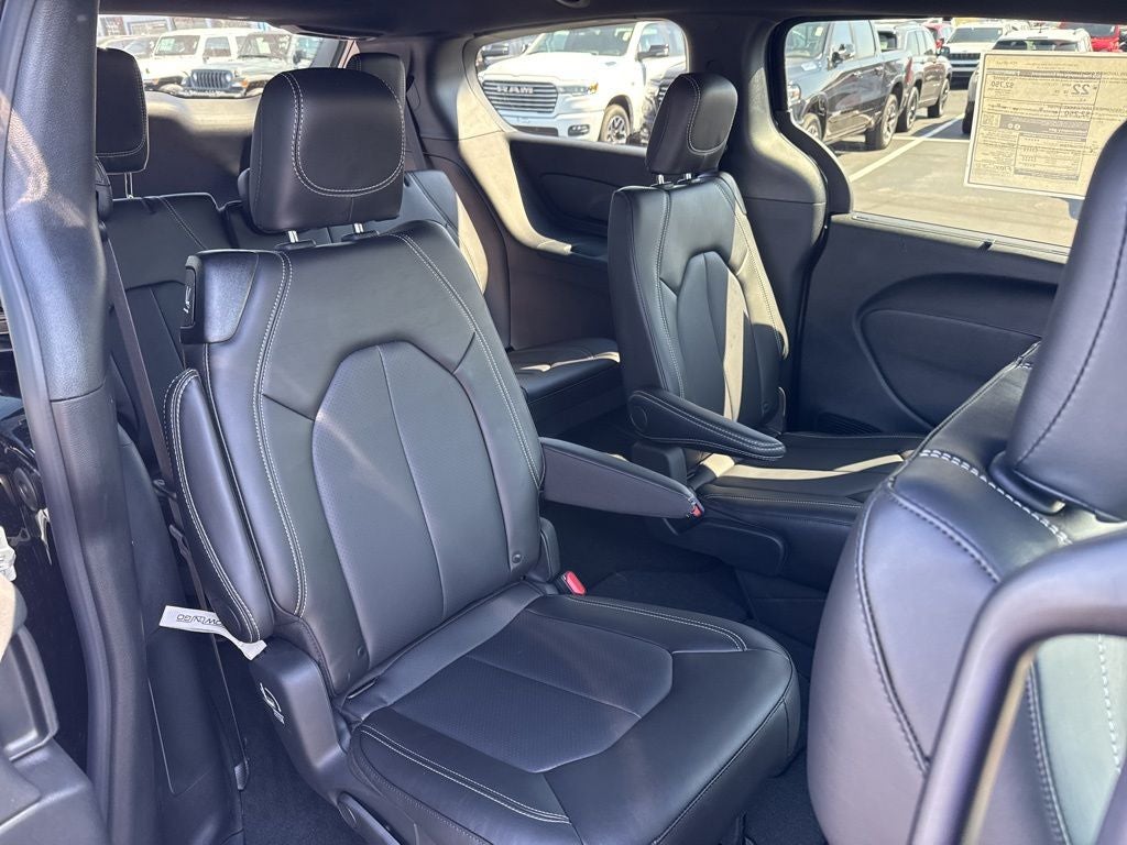 2026 Chrysler Pacifica PACIFICA SELECT