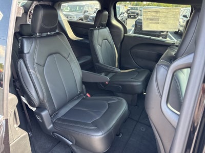 2026 Chrysler Voyager VOYAGER LX