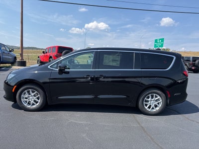 2026 Chrysler Voyager VOYAGER LX