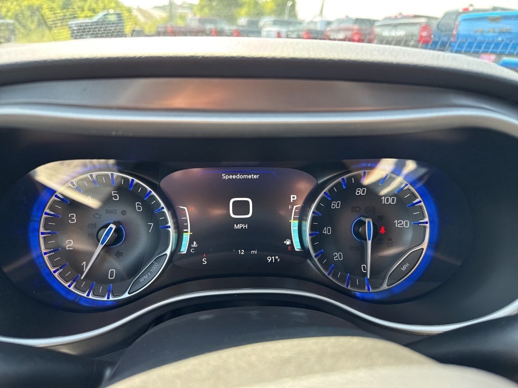 2026 Chrysler Voyager VOYAGER LX