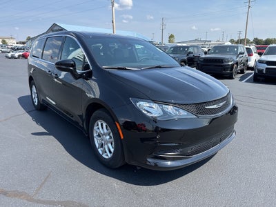 2026 Chrysler Voyager VOYAGER LX