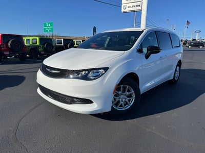 2026 Chrysler Voyager VOYAGER LX