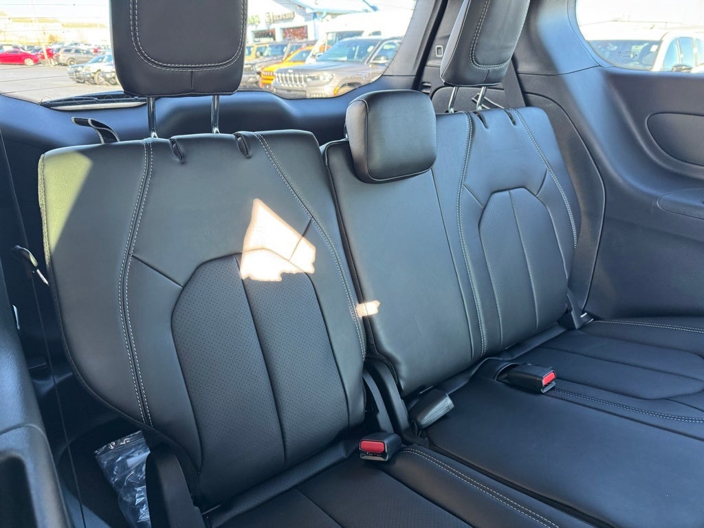 2026 Chrysler Voyager VOYAGER LX