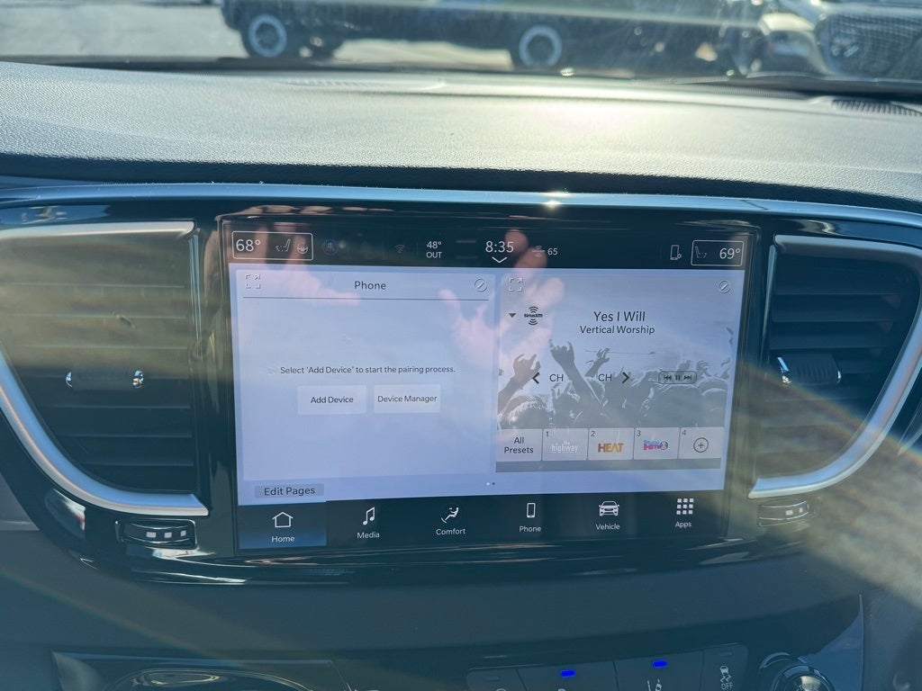 2026 Chrysler Voyager VOYAGER LX