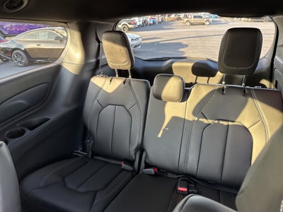 2026 Chrysler Voyager VOYAGER LX