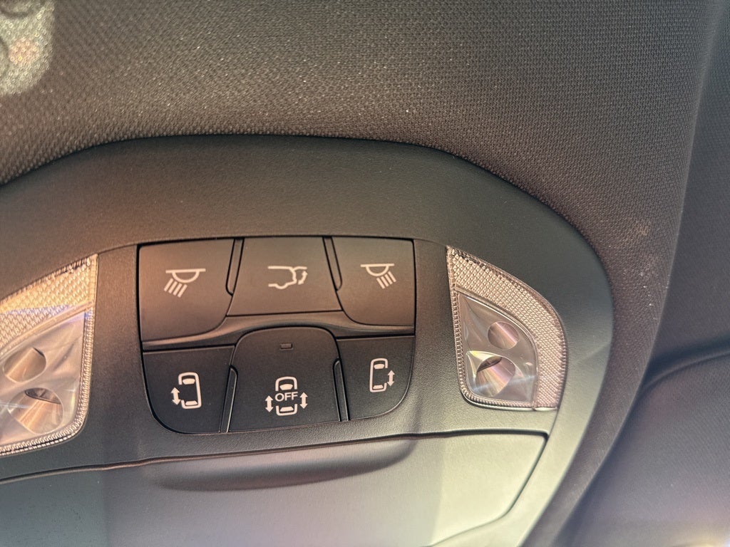 2026 Chrysler Voyager VOYAGER LX