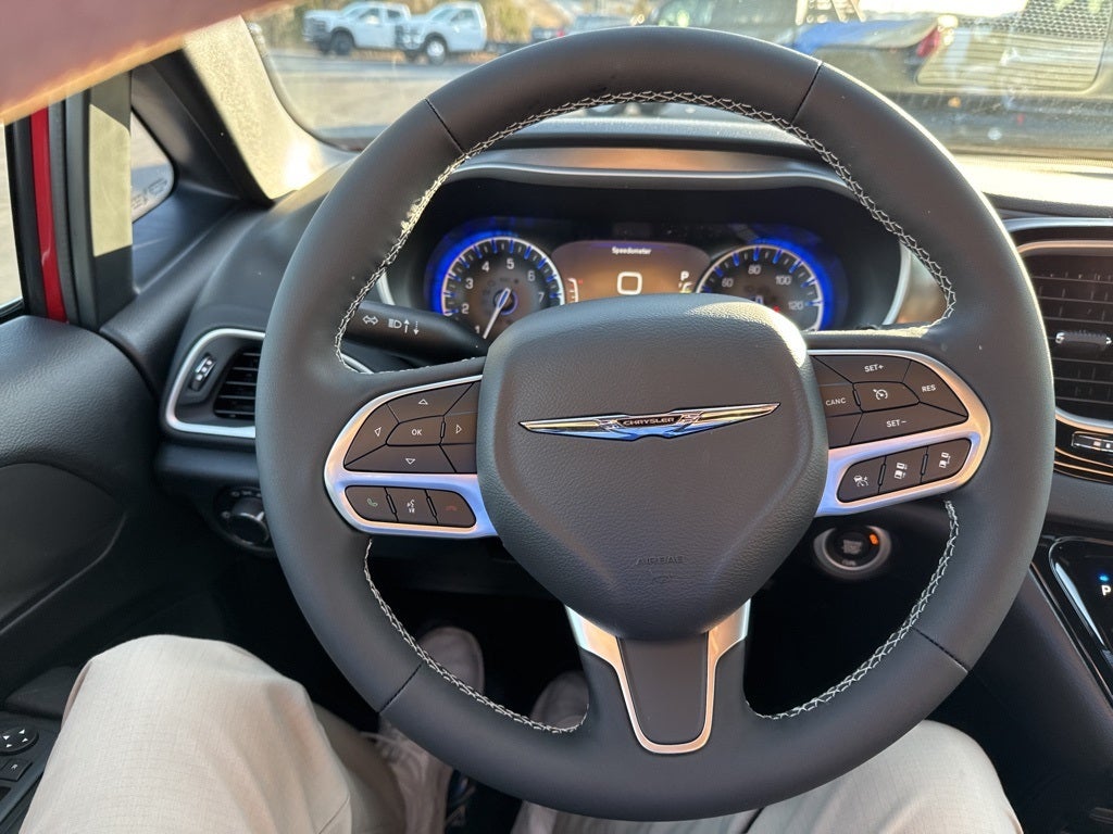 2026 Chrysler Voyager VOYAGER LX