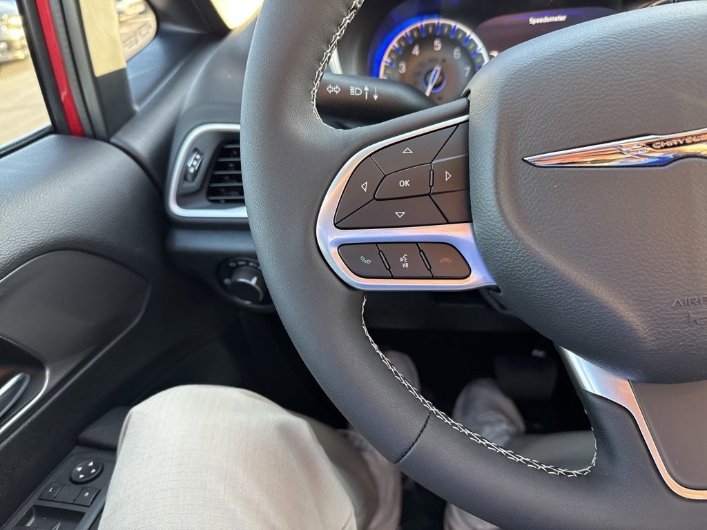 2026 Chrysler Voyager VOYAGER LX