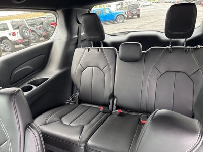 2026 Chrysler Voyager VOYAGER LX