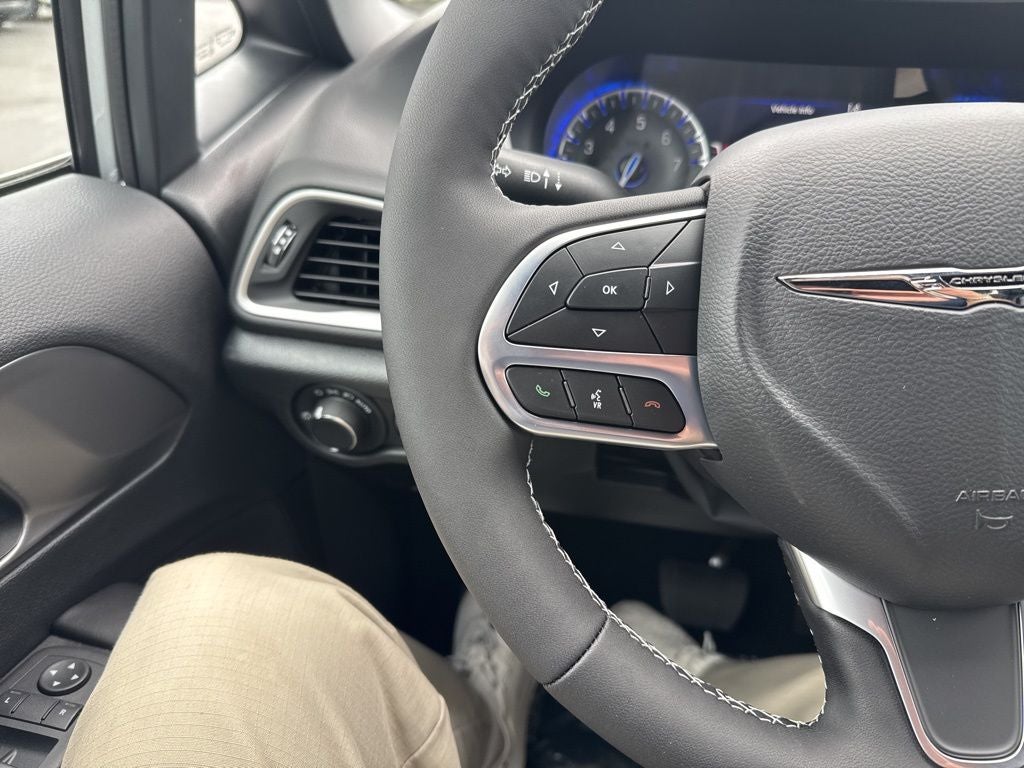 2026 Chrysler Voyager VOYAGER LX