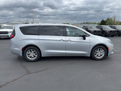 2026 Chrysler Voyager VOYAGER LX