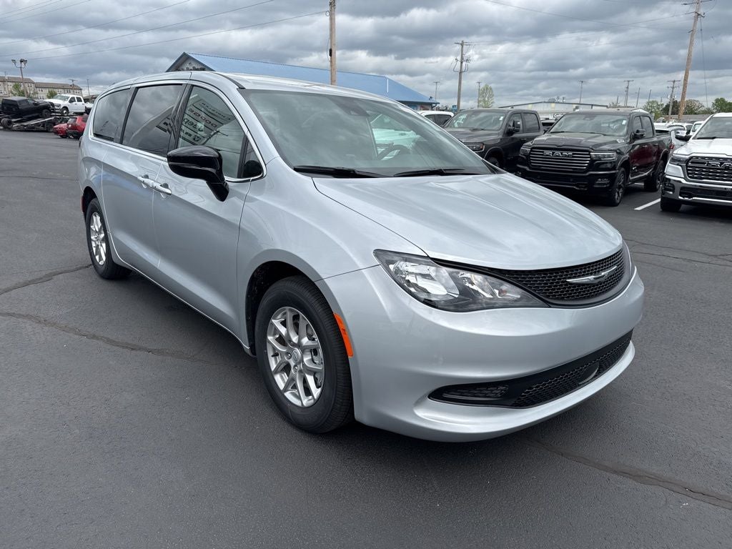 2026 Chrysler Voyager VOYAGER LX