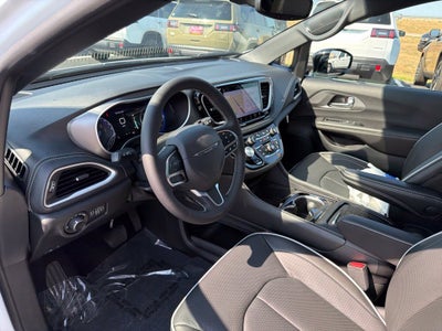 2027 Chrysler Pacifica PACIFICA LIMITED